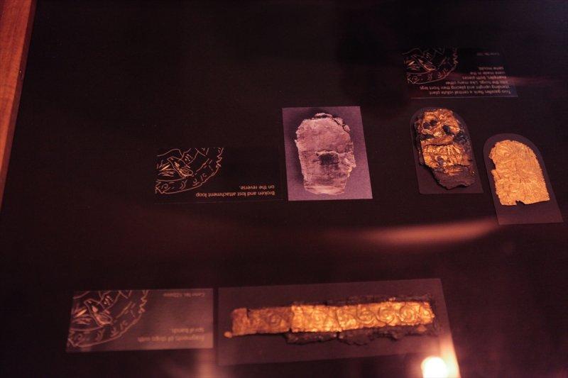 Mısır firavunu Tutankhamun'un altın koleksiyonu sergide