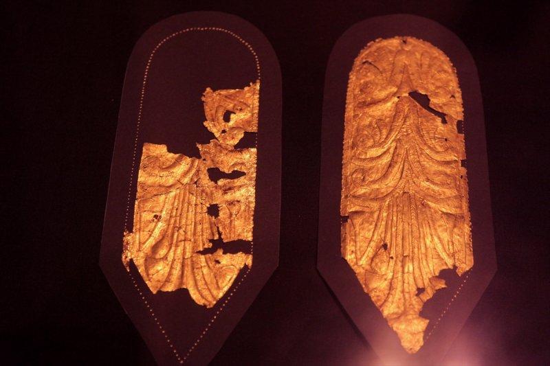 Mısır firavunu Tutankhamun'un altın koleksiyonu sergide