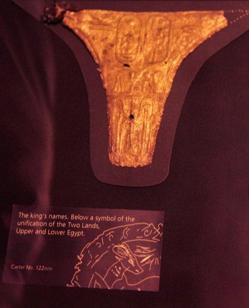 Mısır firavunu Tutankhamun'un altın koleksiyonu sergide