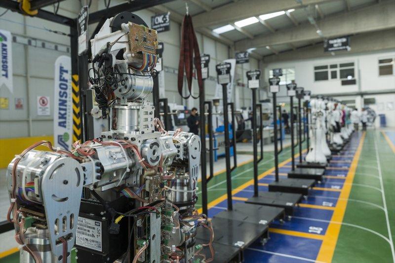 Türkiye'nin ilk insansı robot fabrikası açıldı