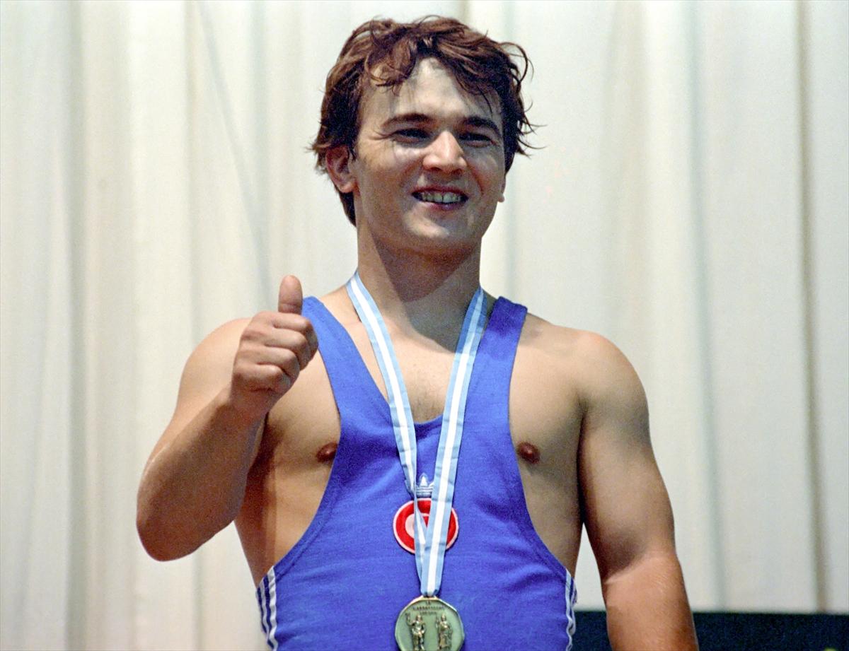 Naim Süleymanoğlu'nun eski fotoğrafları