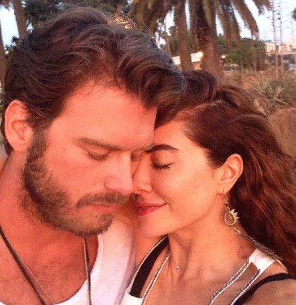 Kıvanç Tatlıtuğ ve Başak Dizer yeni evlerine taşındı