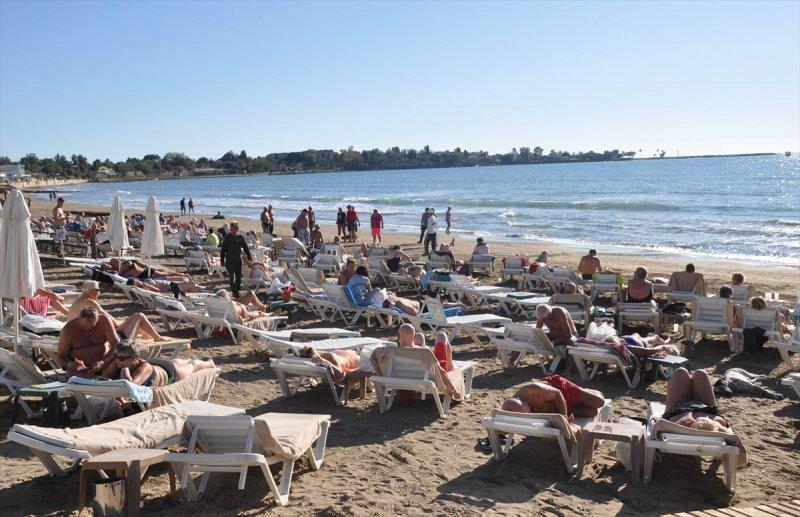 Antalya'da kasımda deniz keyfi