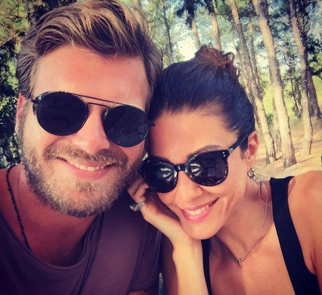 Kıvanç Tatlıtuğ ve Başak Dizer yeni evlerine taşındı