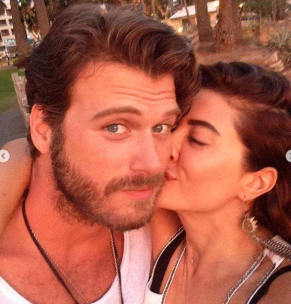 Kıvanç Tatlıtuğ ve Başak Dizer yeni evlerine taşındı