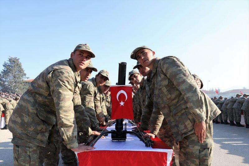 Isparta ve Burdur'da acemi erler yemin etti