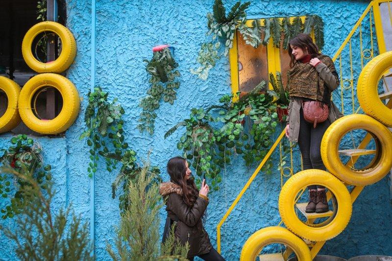 Van'da atıklardan sanat eserleri sokakları süslüyor