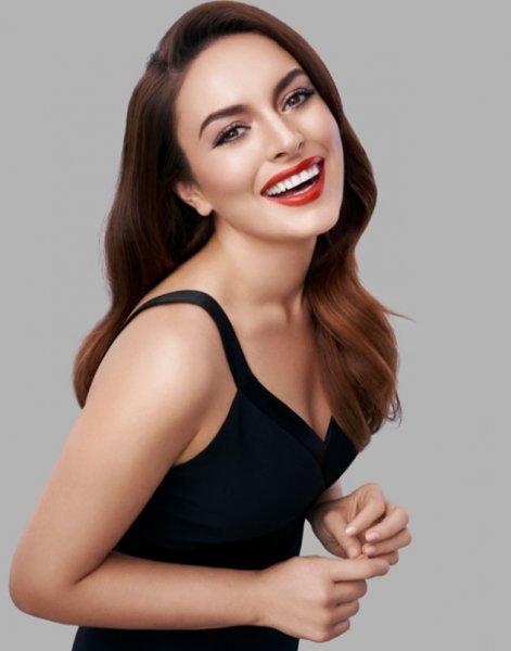 Ezgi Mola'nın ünlüler günlüğü