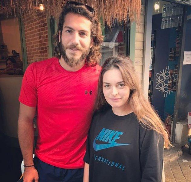 Ezgi Mola'nın ünlüler günlüğü