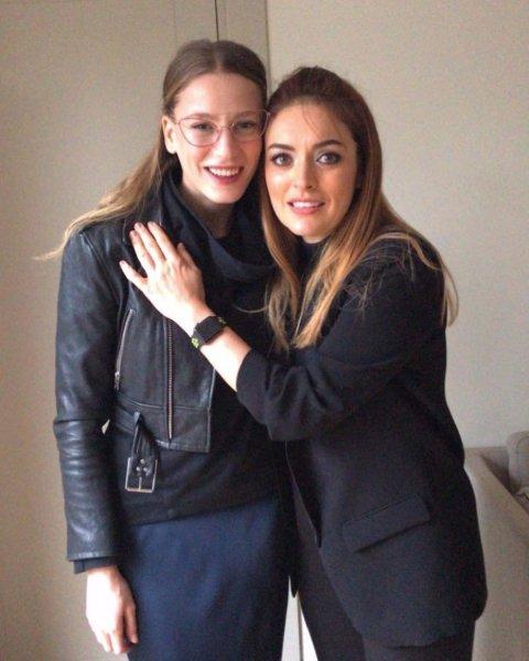 Ezgi Mola'nın ünlüler günlüğü