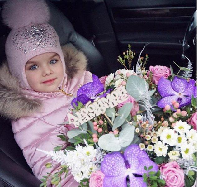 Dünyanın en güzel kız çocuğu: Anastasya Knyazeva