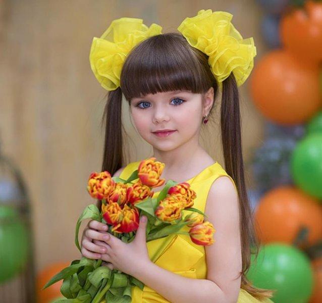 Dünyanın en güzel kız çocuğu: Anastasya Knyazeva