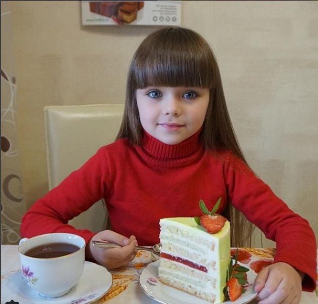 Dünyanın en güzel kız çocuğu: Anastasya Knyazeva