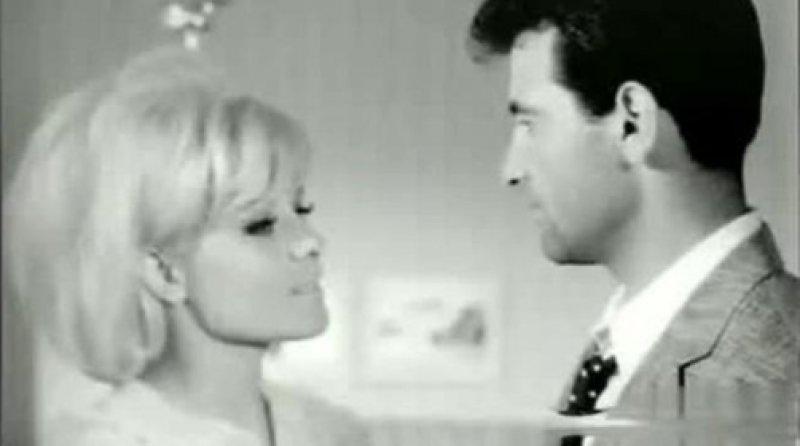 Futbolcularla aşk yaşayan ünlü isimler