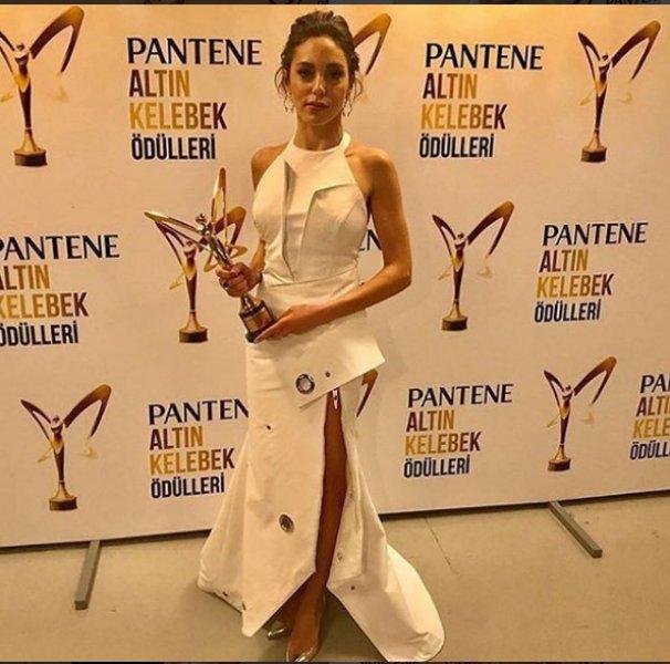 Altın Kelebek Ödül Töreni'nde şıklık yarışı 