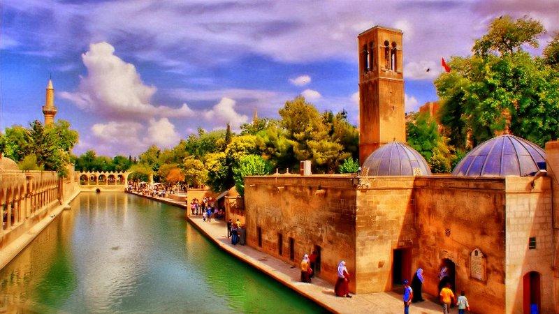 Peygamberler şehri Şanlıurfa'yı gezmek için 10 neden