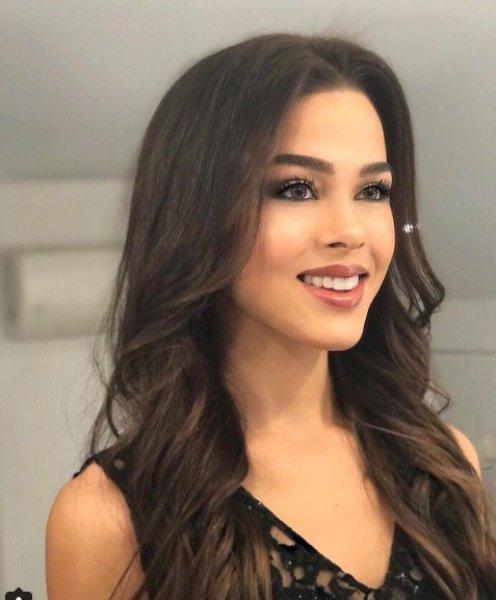 Best Model of The World birincisi Aslıhan Karalar 