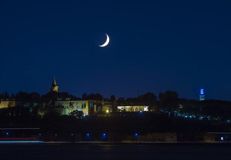 Ay ışığında İstanbul