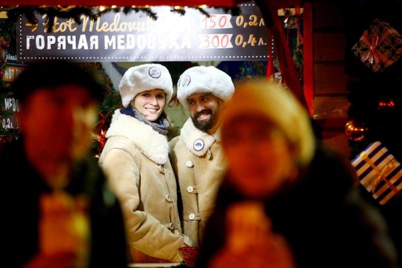 Moskova sokakları ışıl ışıl