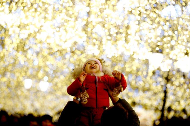 Moskova sokakları ışıl ışıl