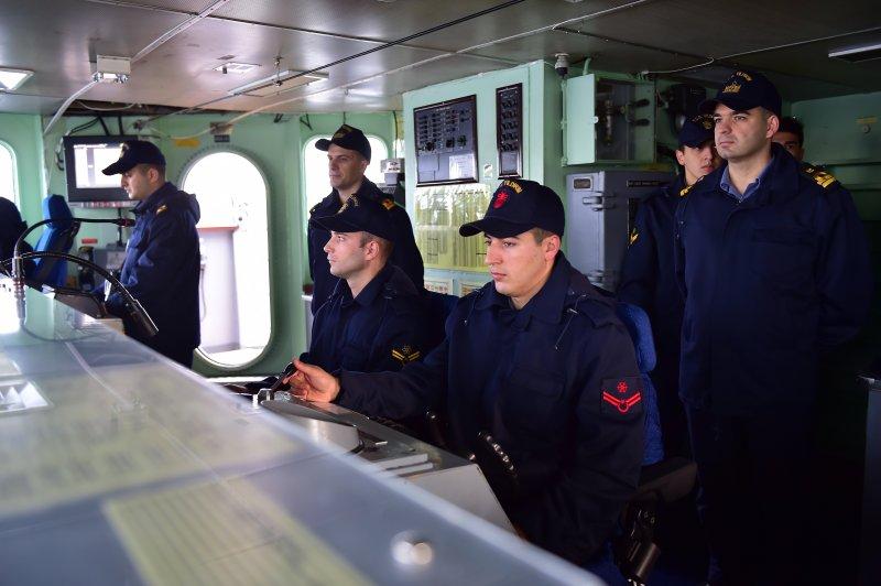 Yüzen ordu, 'TCG Yıldırım'