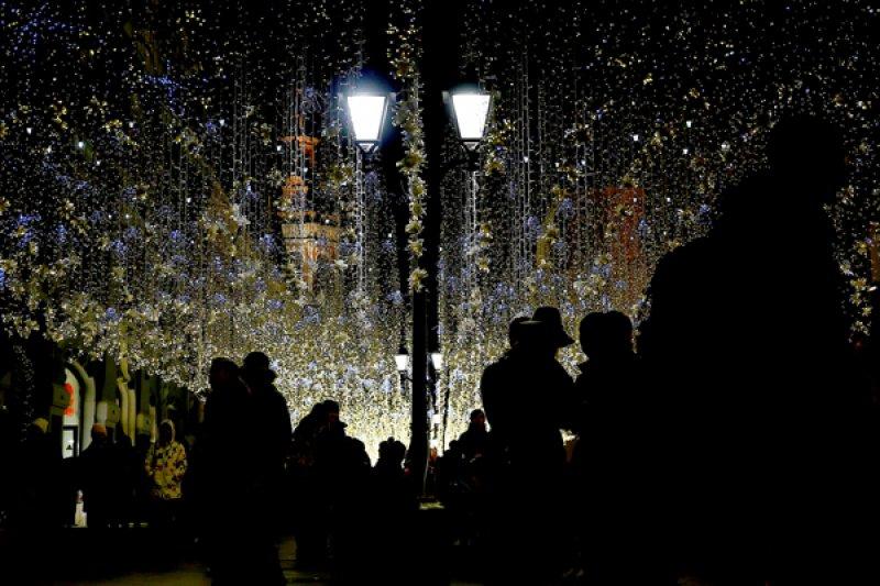 Moskova sokakları ışıl ışıl