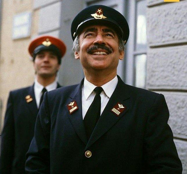 Usta oyuncu Şener Şen 76 yaşında