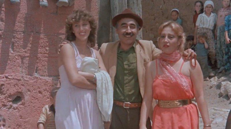 Usta oyuncu Şener Şen 76 yaşında