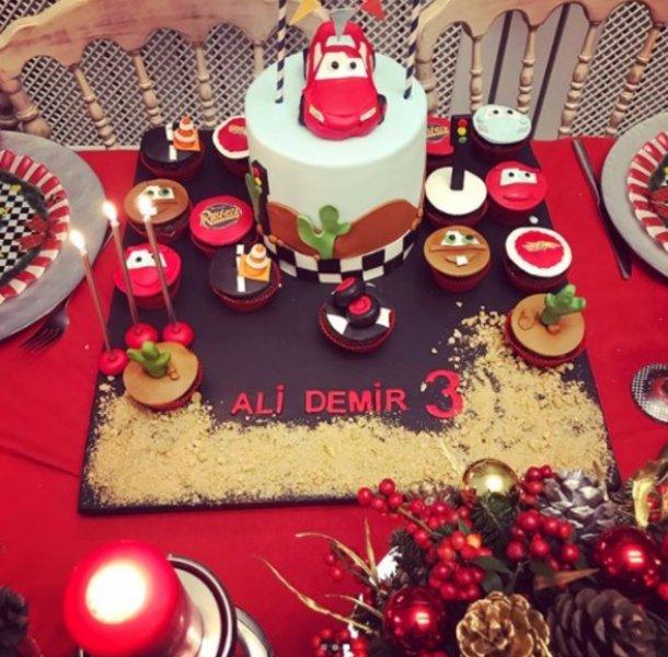 Pelin Karahan'ın oğlu Ali Demir 3 yaşında