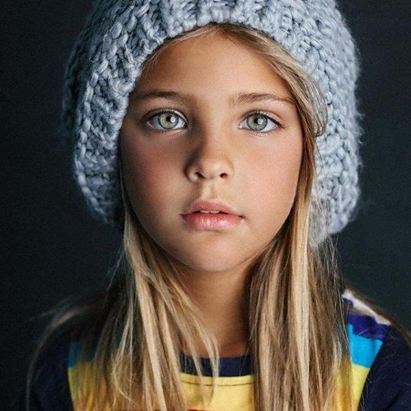 Dünyanın en güzel ikizleri: Leah Rose ve Ava Marie 