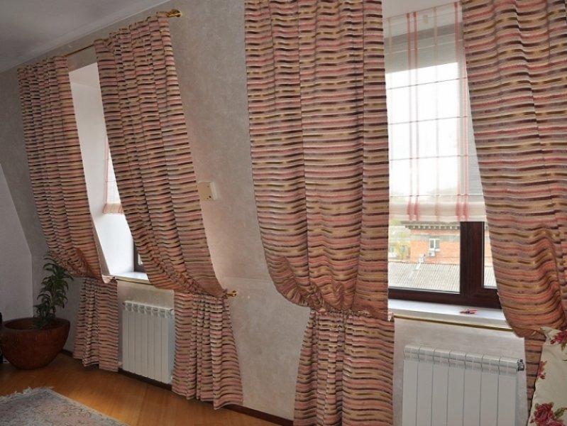 Eğimli pencereler için tasarlanmış perde modelleri 