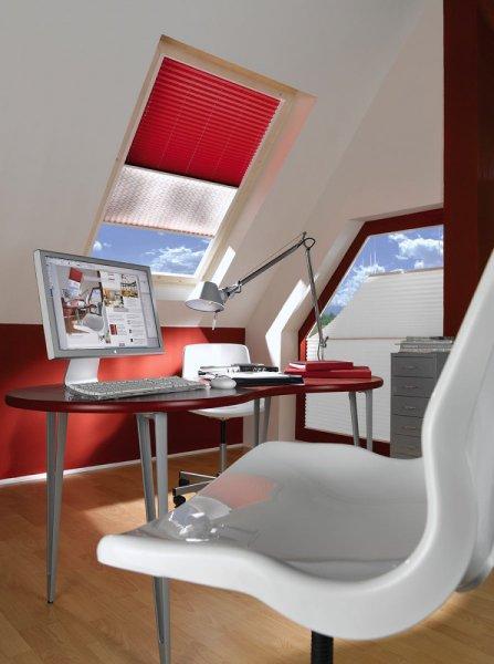 Eğimli pencereler için tasarlanmış perde modelleri 