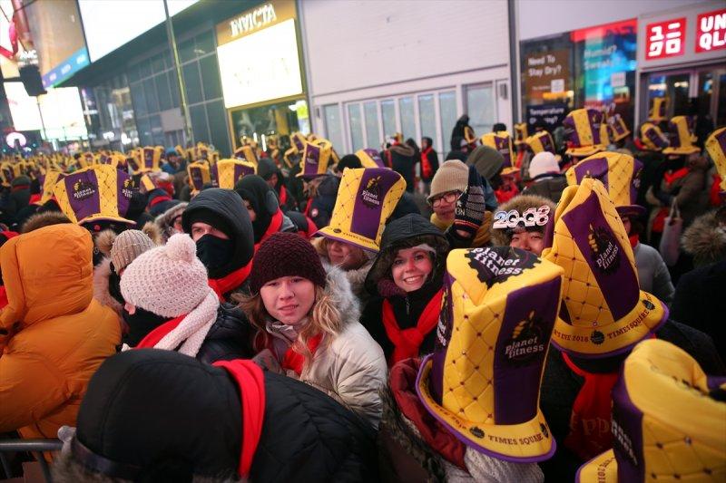 New Yorklular yeni yıla girdi