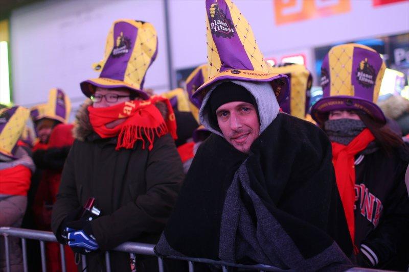 New Yorklular yeni yıla girdi