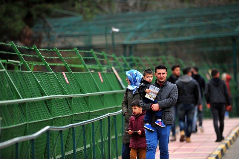 Gaziantep Hayvanat Bahçesi ziyaretçilerini bekliyor - Resim 12