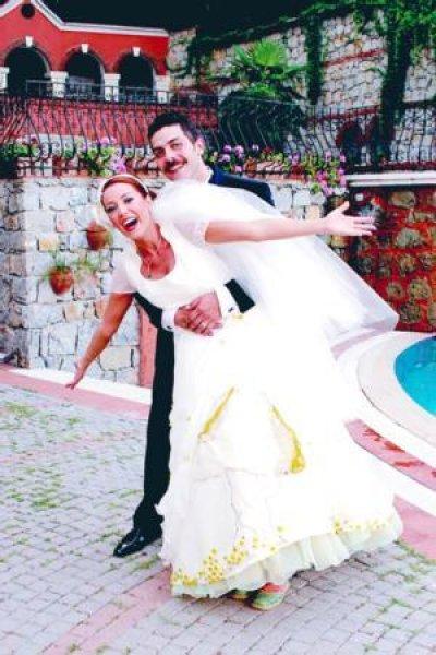 Ünlülerin düğün fotoğrafları