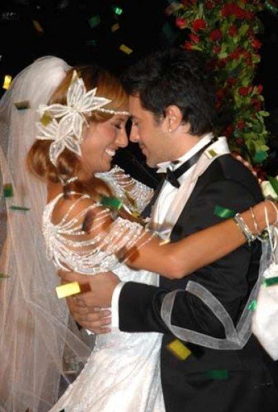 Ünlülerin düğün fotoğrafları