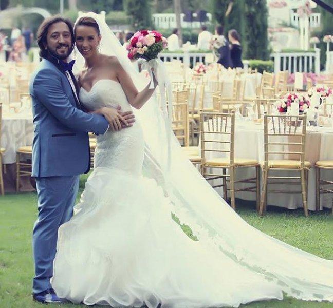 Ünlülerin düğün fotoğrafları