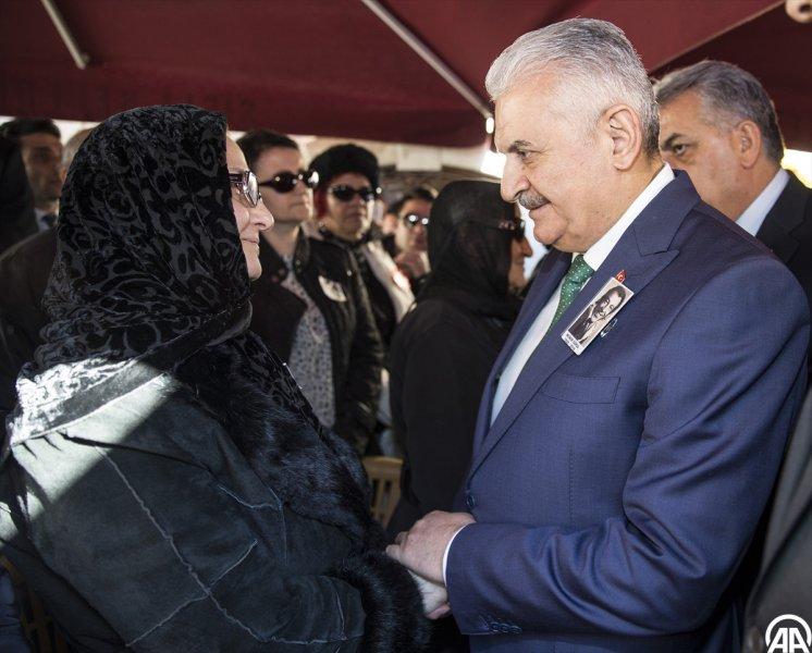 Münir Özkul son yolculuğuna uğurlandı