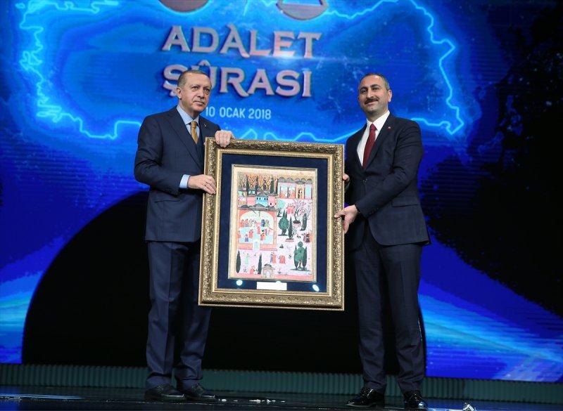 Cumhurbaşkanı Erdoğan Adalet Şurası'nda