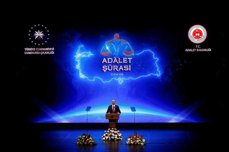 Cumhurbaşkanı Erdoğan Adalet Şurası'nda