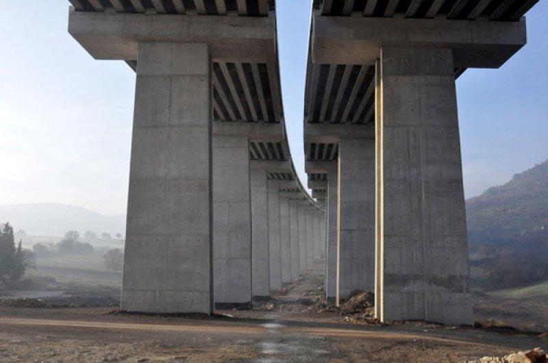 İstanbul- İzmir arası 3,5 saate iniyor