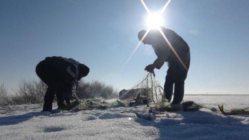 Hakkari'de 'Eskimo usulü' balık avı