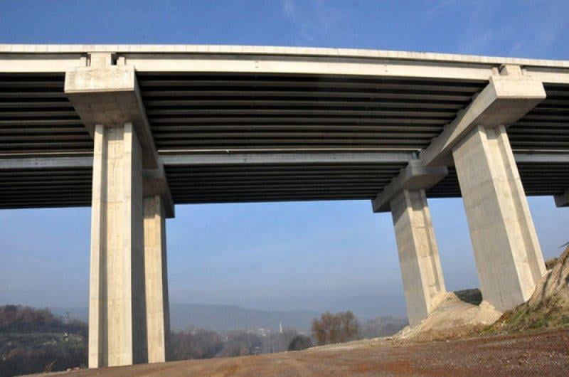 İstanbul- İzmir arası 3,5 saate iniyor