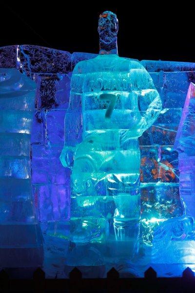 Moskova'da buzdan heykeller festivali 