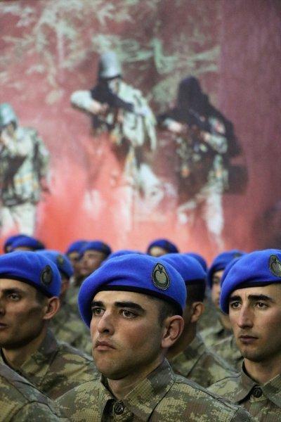 Eğridir'de 154 uzman erbaş daha mavi bere taktı 