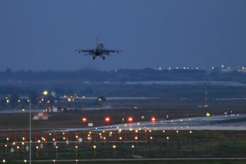 Fotoğraflarla Afrin'e Zeytin Dalı Harekatı