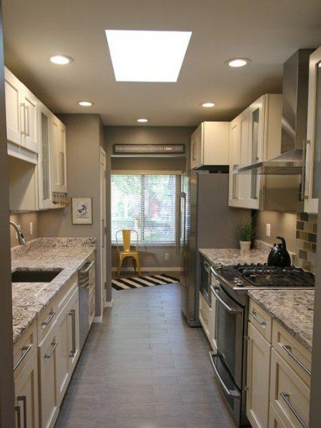 Çift tezgahlı mutfak dekorasyonu 