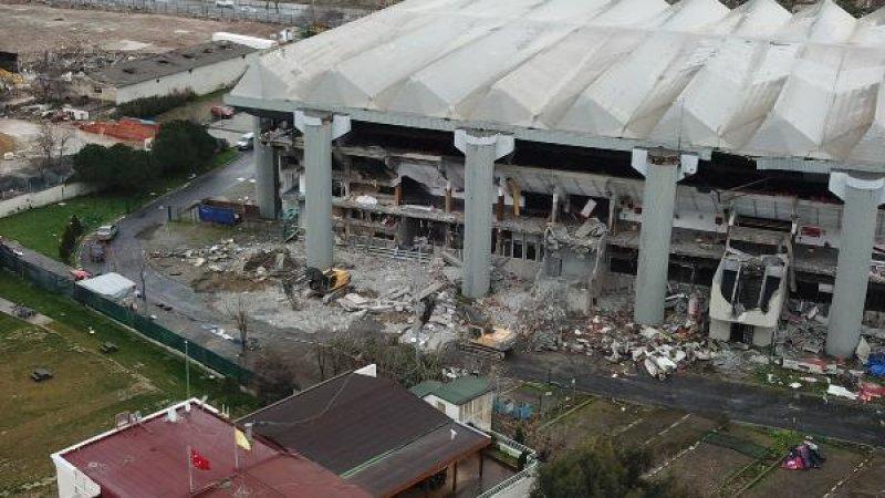 Abdi İpekçi Spor Salonu'nun yıkımı başladı