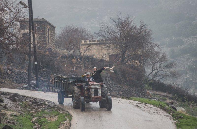 Afrin'in köyünde sevinç gözyaşları